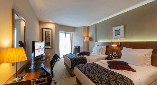 2-twin-beds-standard