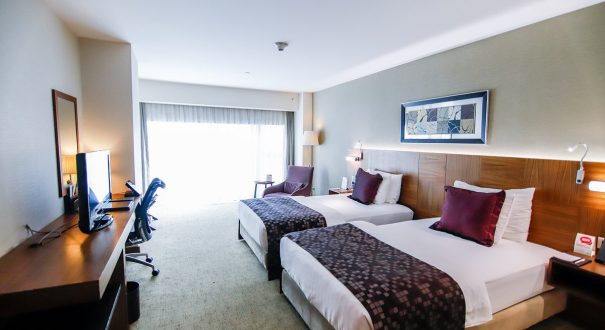 double-bed-guest-room