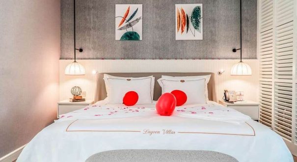 guest-room هتل رویال وینگز(Royal Wings) هتلی 5 ستاره در شهر آنتالیا واقع در کشور ترکیه است که تجربه اقامتی فوق العاده جذاب در حد استانداردهای بینالمللی را برای مسافران خود رقم میزند.
