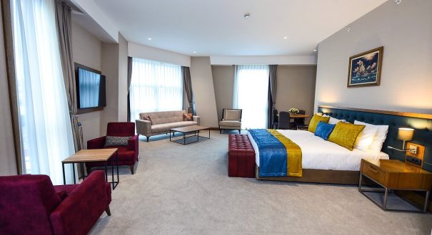 junior-suit هتل چر بی اوغلو (CHER HOTEL Beyoğlu) یک هتل پنج ستاره در منطقه بی اغلو استانبول در کشور ترکیه است.