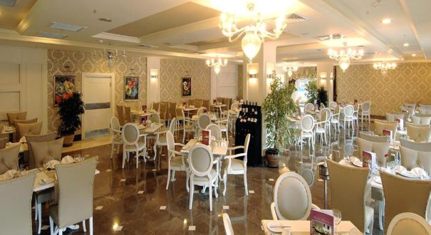 viking-star هتل وایکینگ استار در منطقه کمر در آنتالیای ترکیه واقعشده است.