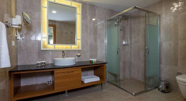 4 هتل شروود سوییتز ریزورت (Sherwood Suites Resort)