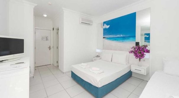 Bendis-Beach-Hotel-2