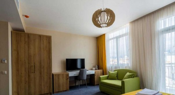 Hotel-London-Batumi2