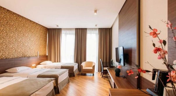 Hotel-Parma-1