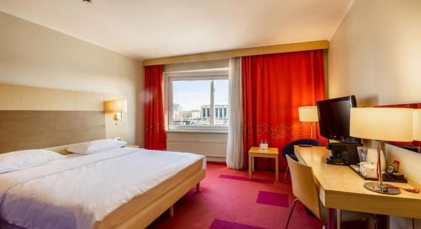 Park-Inn-by-Radisson-Pulkovskaya-Hotel2