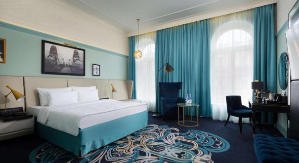 Radisson-Royal-Hotel-1