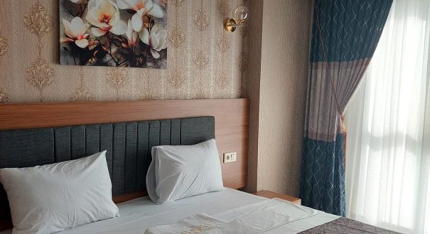 bianca-deluxe-hotel-van هتل بیانکا دلوکس وان (Bianca Deluxe Hotel) ، هتلی تازه تاسیس و 3 ستاره در مرکز شهر وان در کشور ترکیه است.