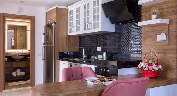 guest-room هتل شروود سوییتز ریزورت (Sherwood Suites Resort)