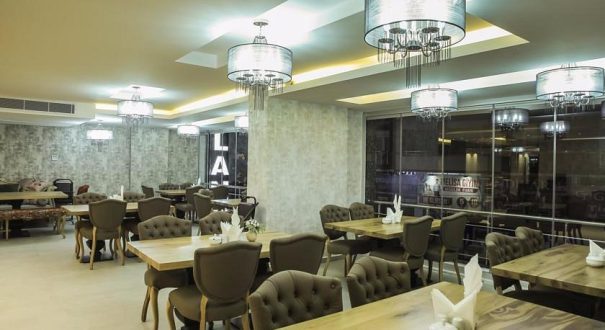 restaurant هتل رویال میلانو وان(Royal Milano Hotel) از هتل های 4 ستاره شهر وان ترکیه است. هتل رویال میلانو در مرکز شهر وان قرار گرفته ، و دسترسی آسانی به مراکز خرید و تفریحی شهر وان دارد.