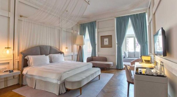 Mr-Cas-Hotel