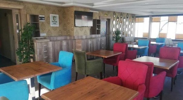 Real-Suite-Hotel-Van4