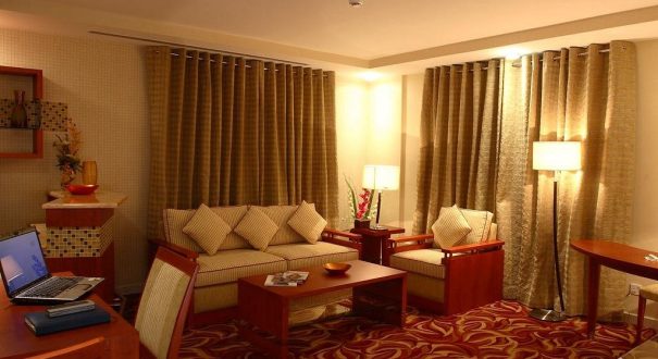 grand-central-hotel7 هتل گرند سنترال دبی (Grand Central Hotel) یک هتل چهار ستاره در منطقه دیره دبی در کشور امارات است.