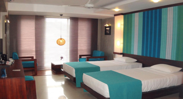Hotel-Topaz-1